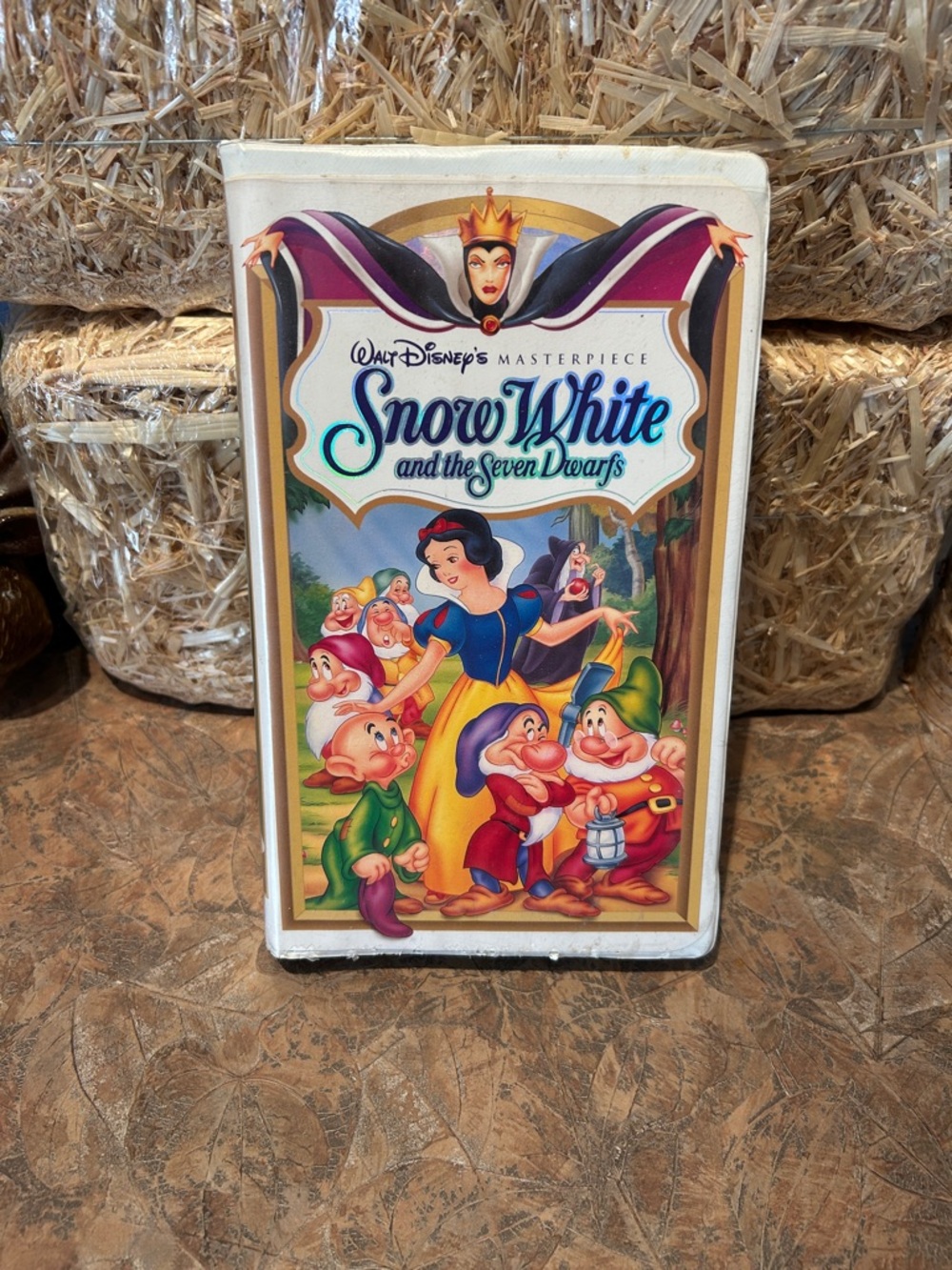 Walt Disney’s Vintage 1994 Snow White and The Seven Dwarfs VHS Masterpiece 1524